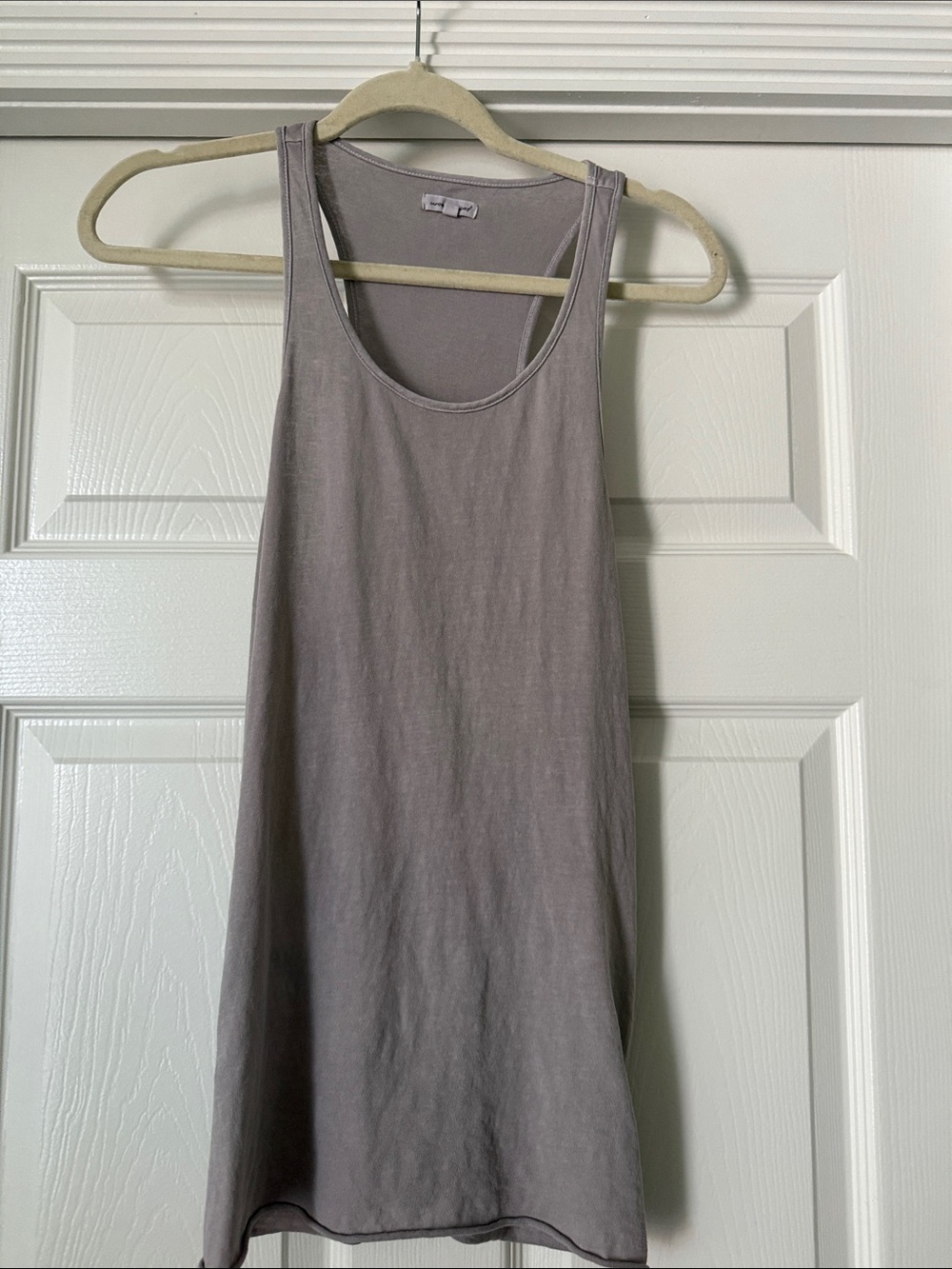 Women's Scoop Neck Tank Top - Dusty Taupe